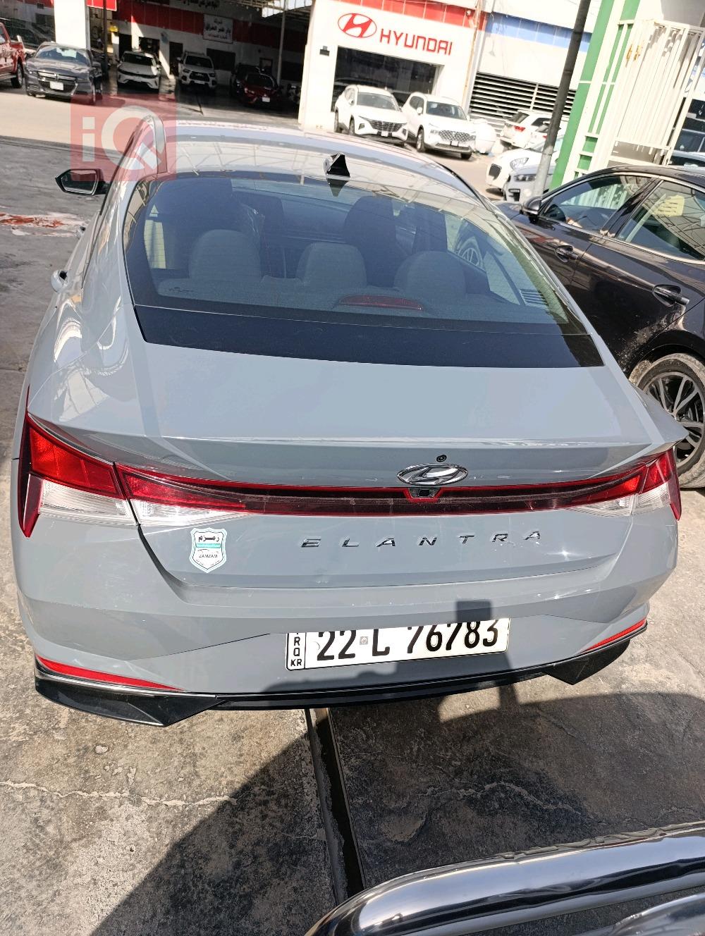 Hyundai Elantra